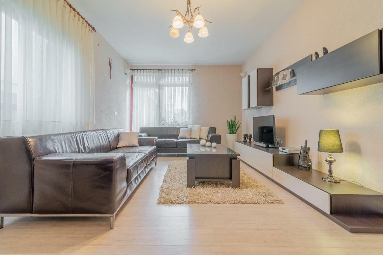 Apartment Kate'S Family Place Zara Esterno foto